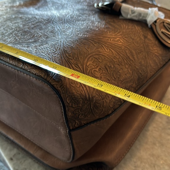 COPY - 2 IN ONE SET! Montana West concealed carry tote & handbag,embossed vegan… - Picture 14 of 16